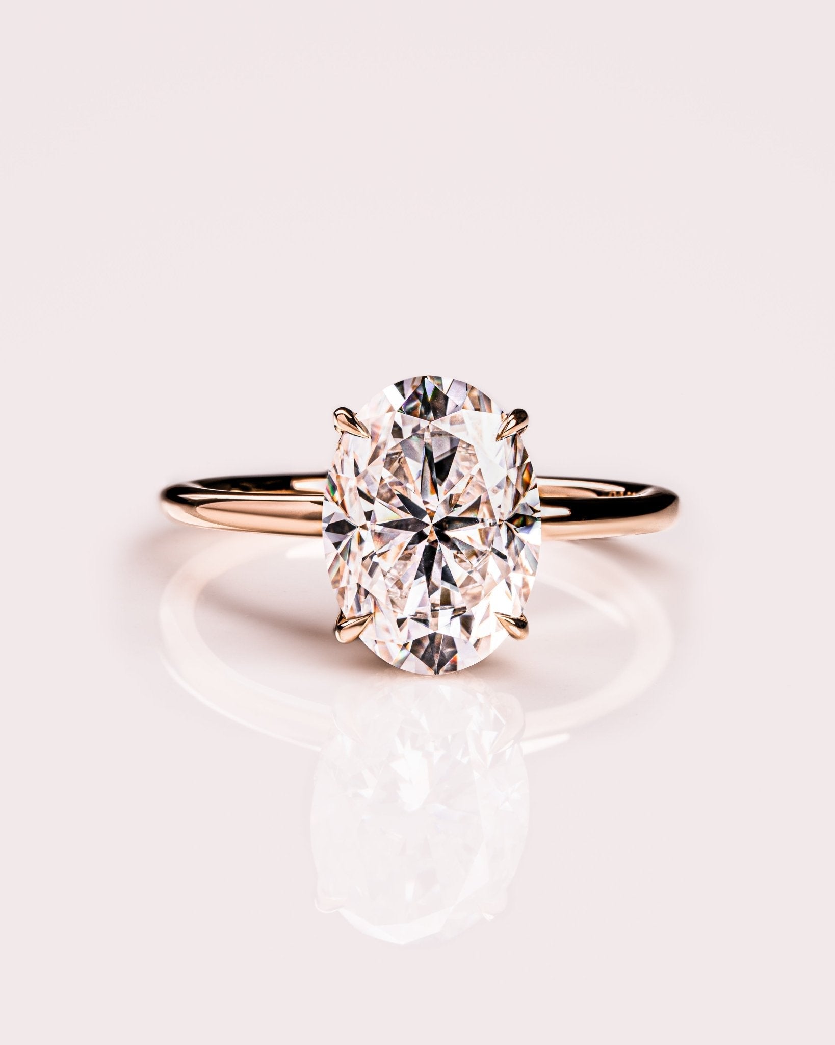 Lumea Prestige™ Ring • Oval Cut · Signature Solitaire